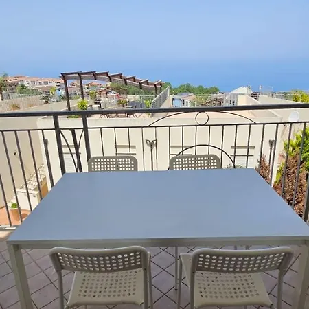 Bella Sorella View 아파트 피조